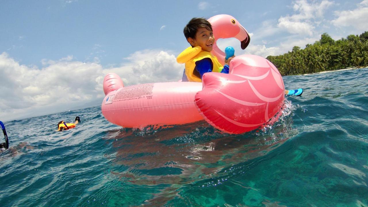 Southseas Beach Resort And Dive Center Santander Buitenkant foto