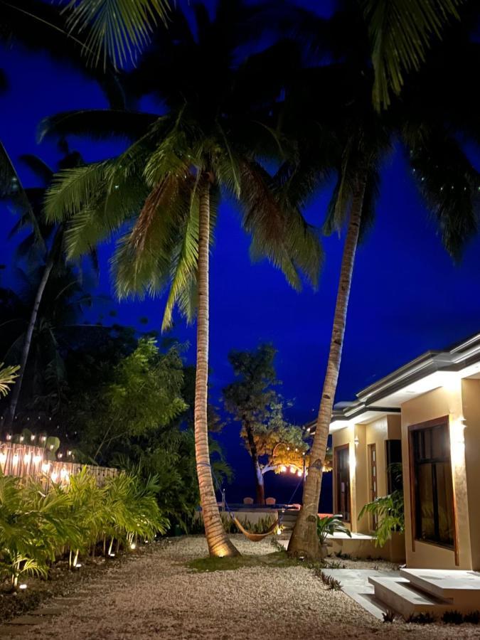 Southseas Beach Resort And Dive Center Santander Buitenkant foto