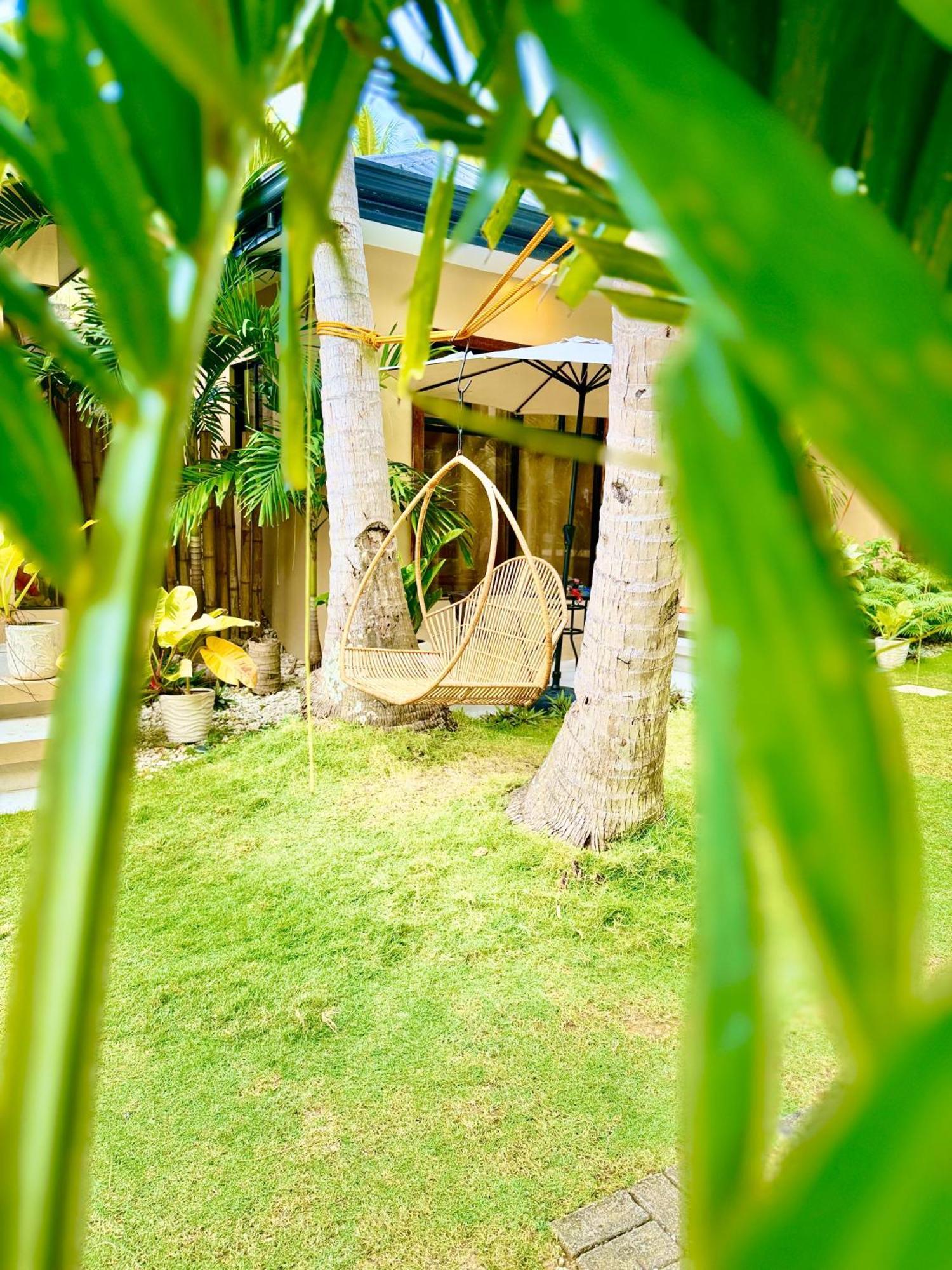 Southseas Beach Resort And Dive Center Santander Buitenkant foto